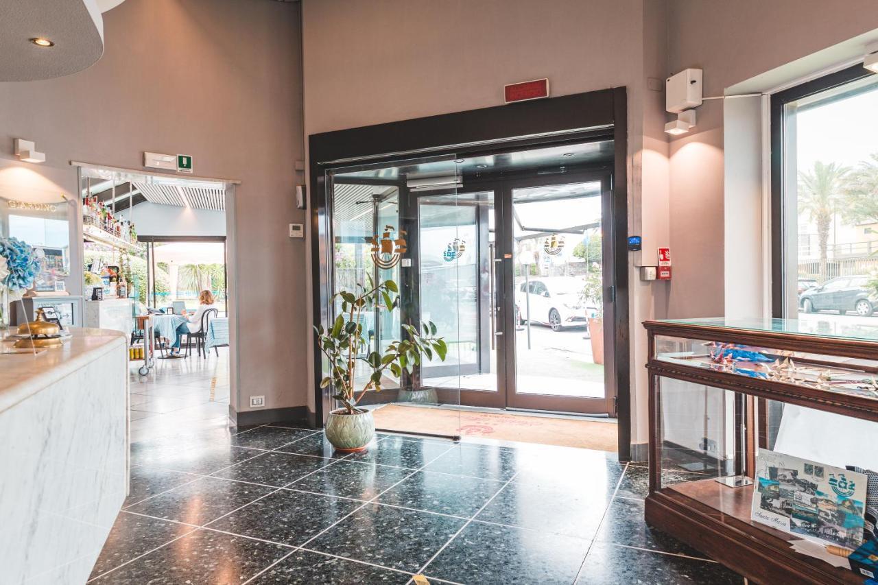 Hotel Santa Maria Chiavari Eksteriør bilde